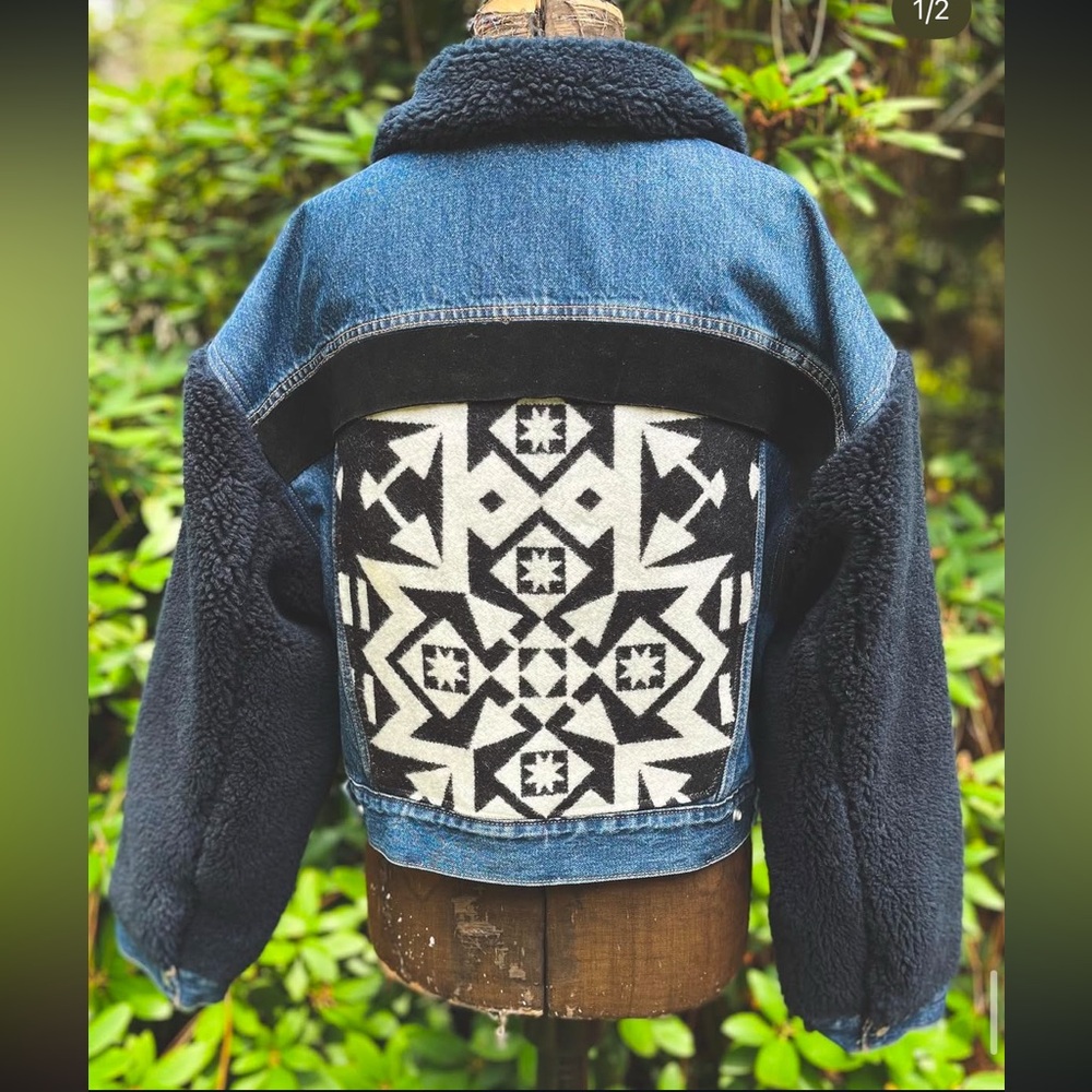 Levi's black sherpa Pendleton panel jacket